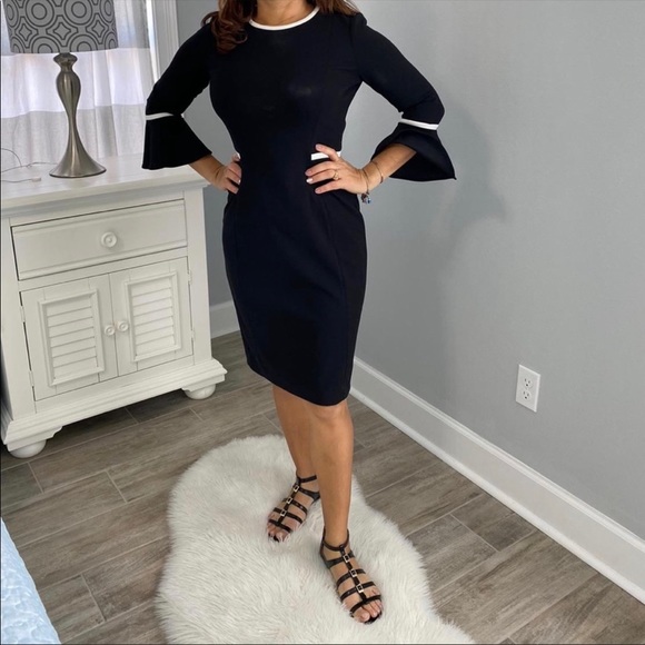 Calvin Klein Black & White Bell Sleeves Dress, Sz4 - Picture 2 of 7
